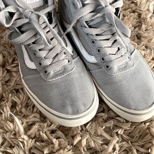 Vans- WARD HI CANVAS HIGH-TOP SNEAKER